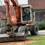 Bagger bei Arbeiten im Freien bei der Zamm Gehts Aktion